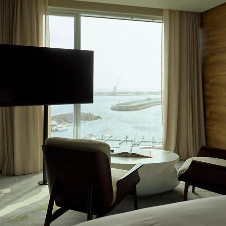 Octant Ponta Delgada Hotel Exterior foto A room at the hotel