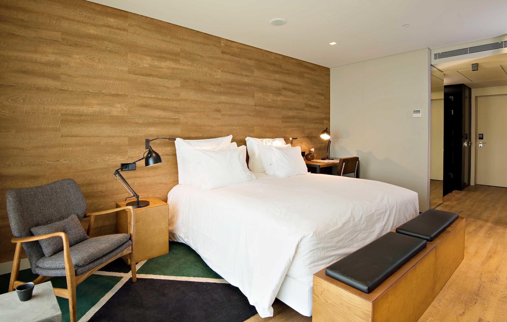 Octant Ponta Delgada Hotel Exterior foto A room at the hotel